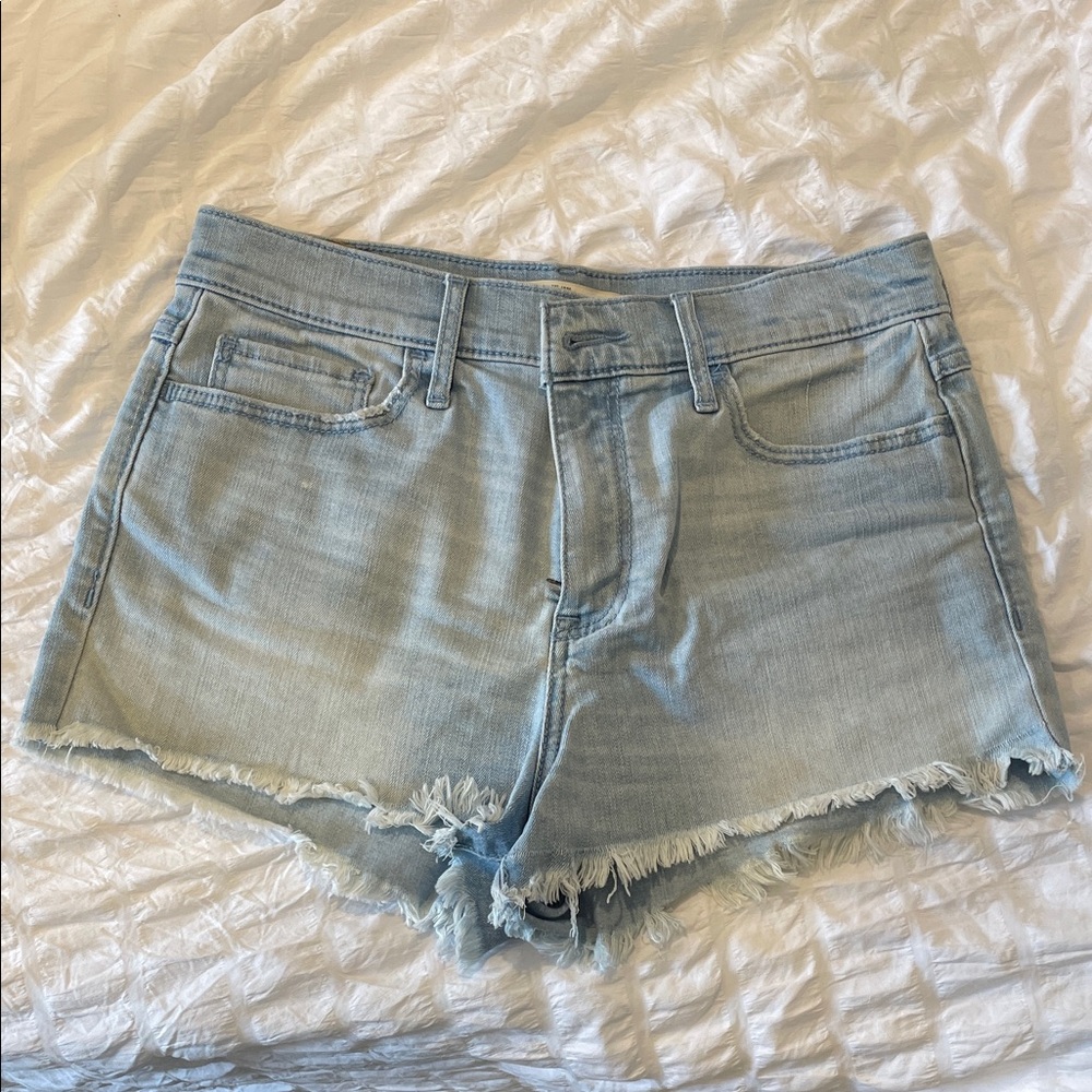 Abercrombie Women’s Light Wash Denim